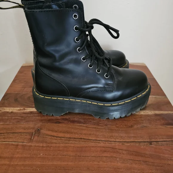 Dr. Martens Black Lace Up Boots - Picture 4 of 7